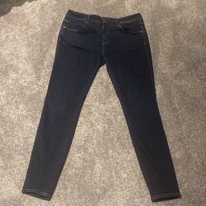 Authentic Massimo Dutti size 10 mid rise skinny jeans dark denim excellent condi